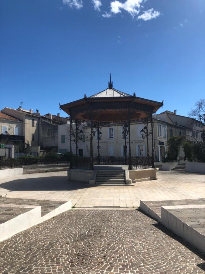 Le Panoramique Salonais Salon-de-Provence Exterior foto